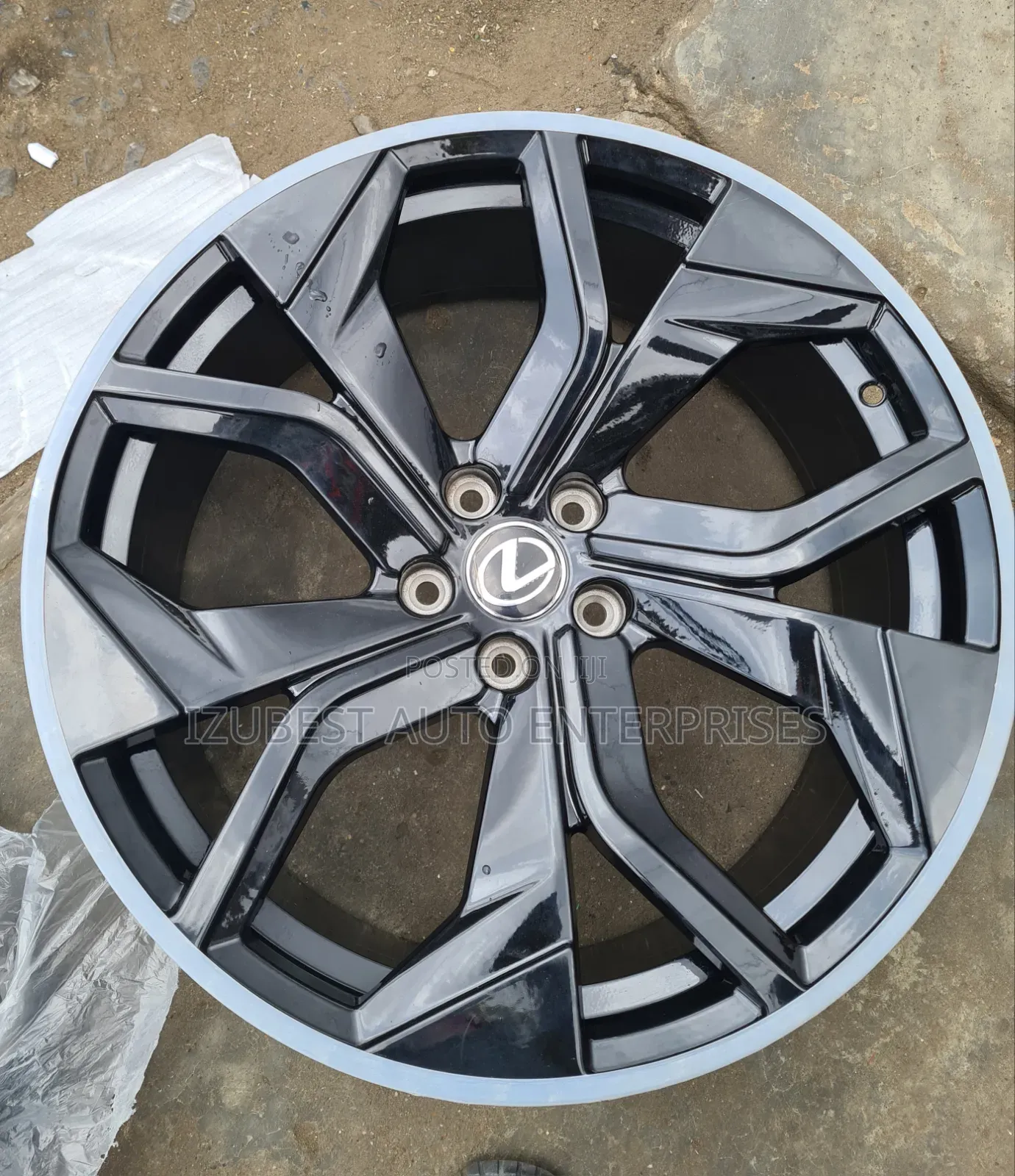 20inch Rim Lexus (Black)