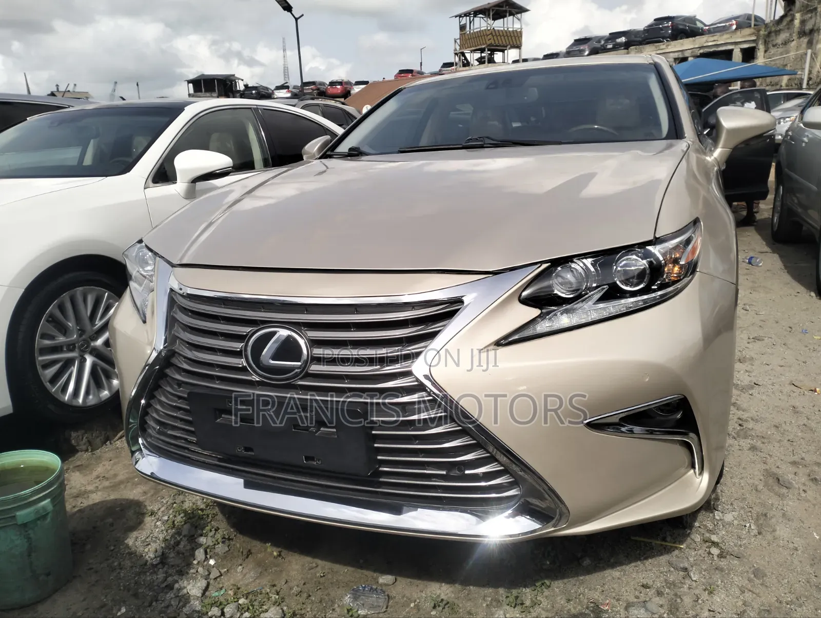 Lexus ES 350 FWD 2015 Gold
