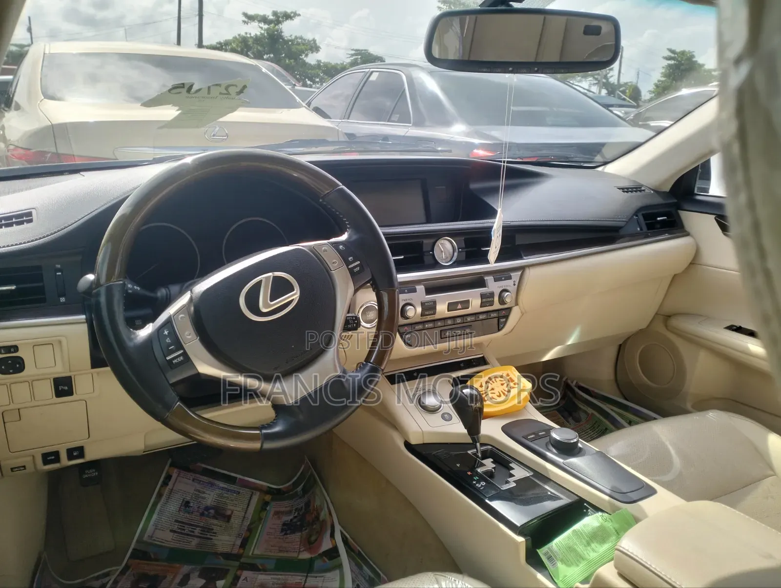 Lexus ES 350 FWD 2014 White