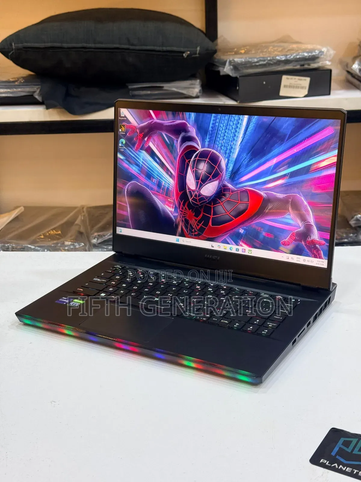 Laptop MSI GE66 Raider 16GB Intel Core i9 SSD 1T