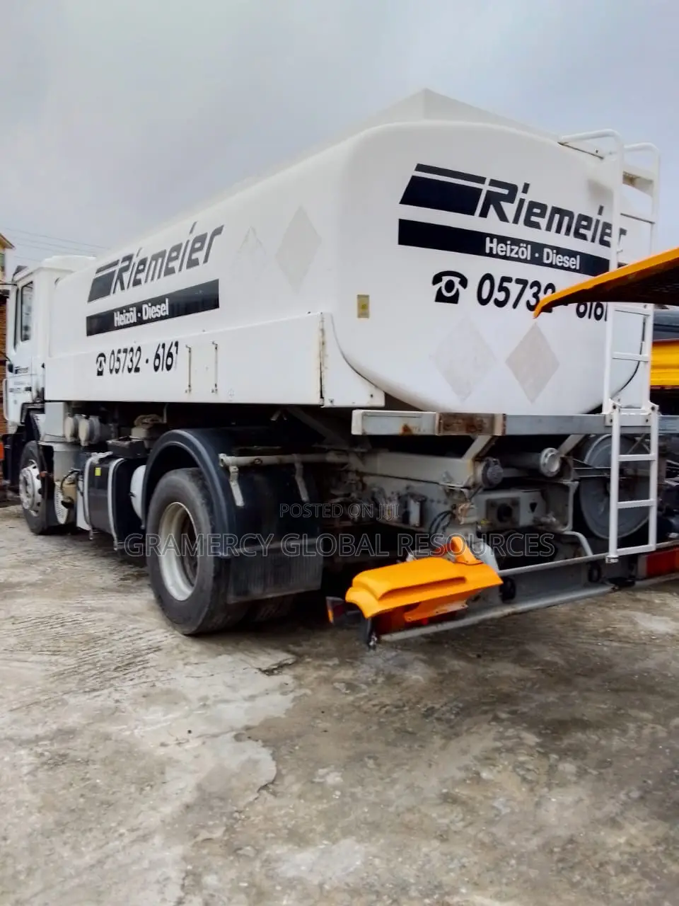 Foreign Used 14,000 Litres Diesel Tanker Spring/Spring Man Truck