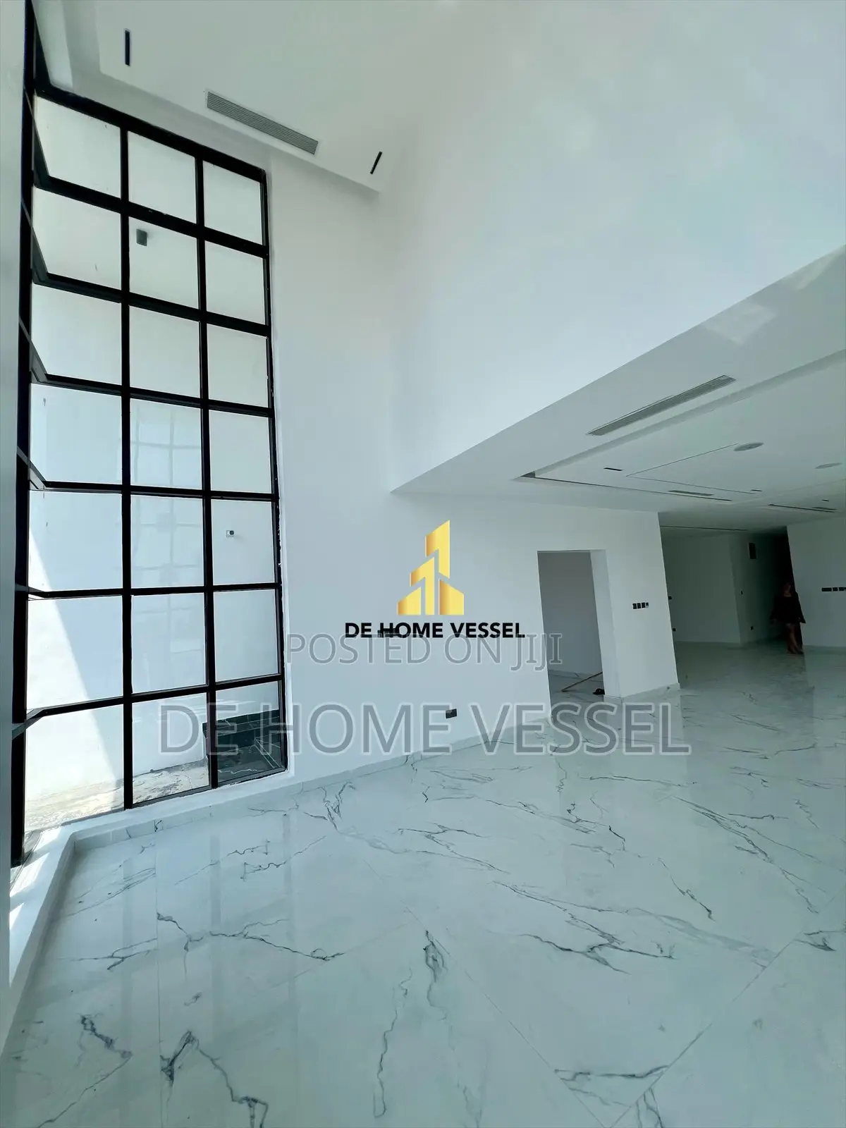 6bdrm Duplex in Ikate for sale