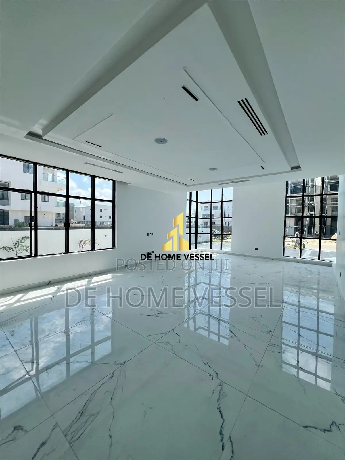 6bdrm Duplex in Ikate for sale