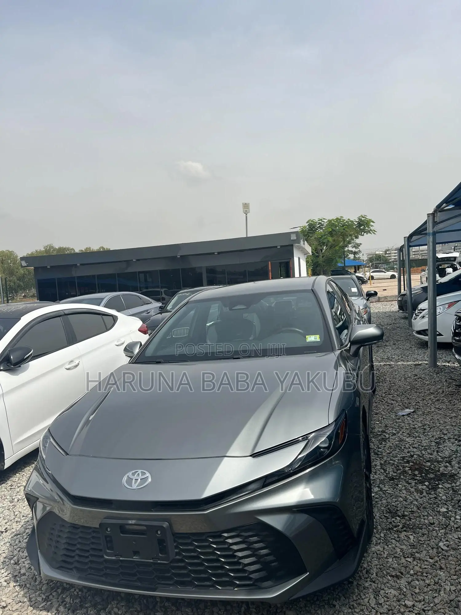 New Toyota Camry SE 2025 Gray