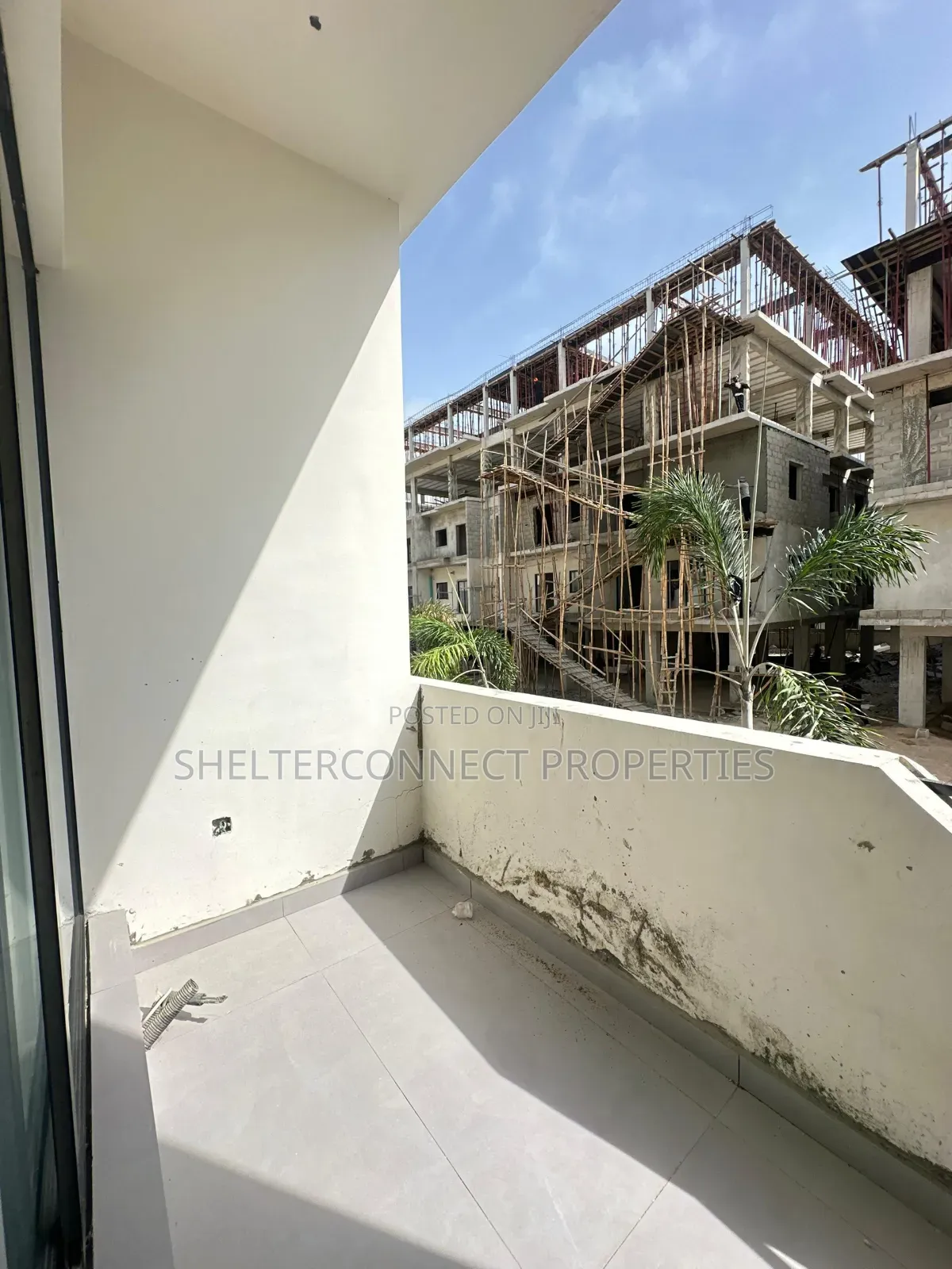 2bdrm Apartment in Lekki Phase 1 for rent