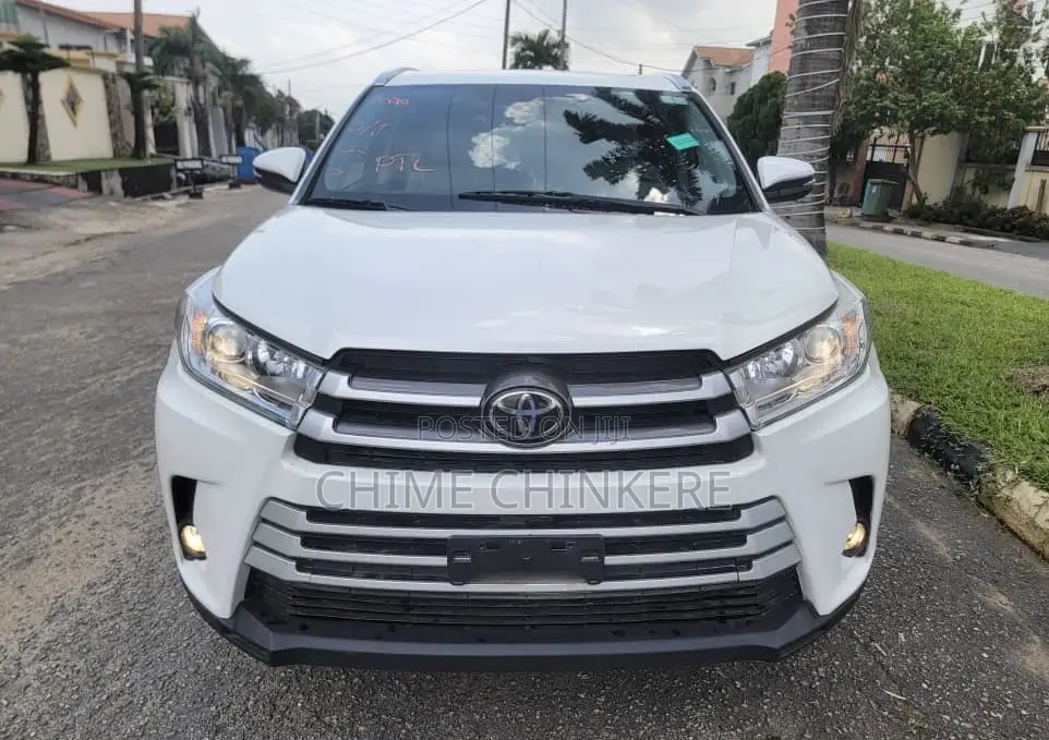 Toyota Highlander XLE 2019 White