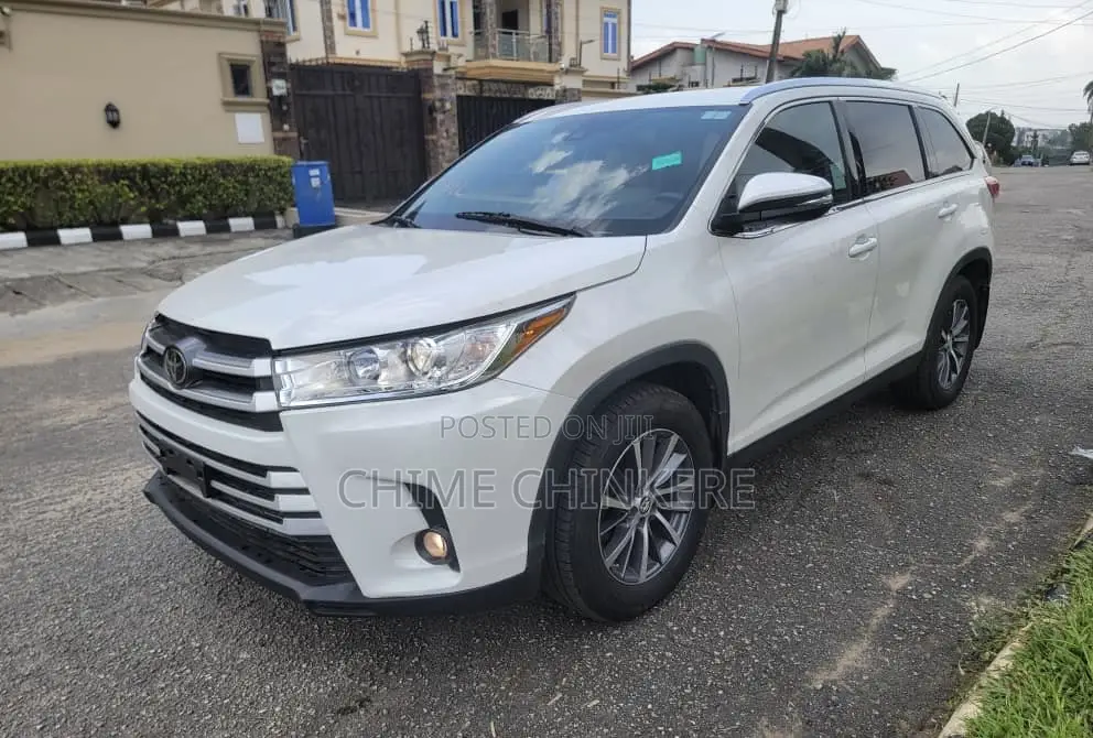 Toyota Highlander XLE 2019 White