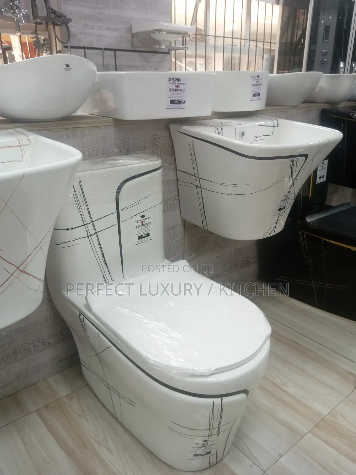 Quality Rockford England W.C Water Closet 
