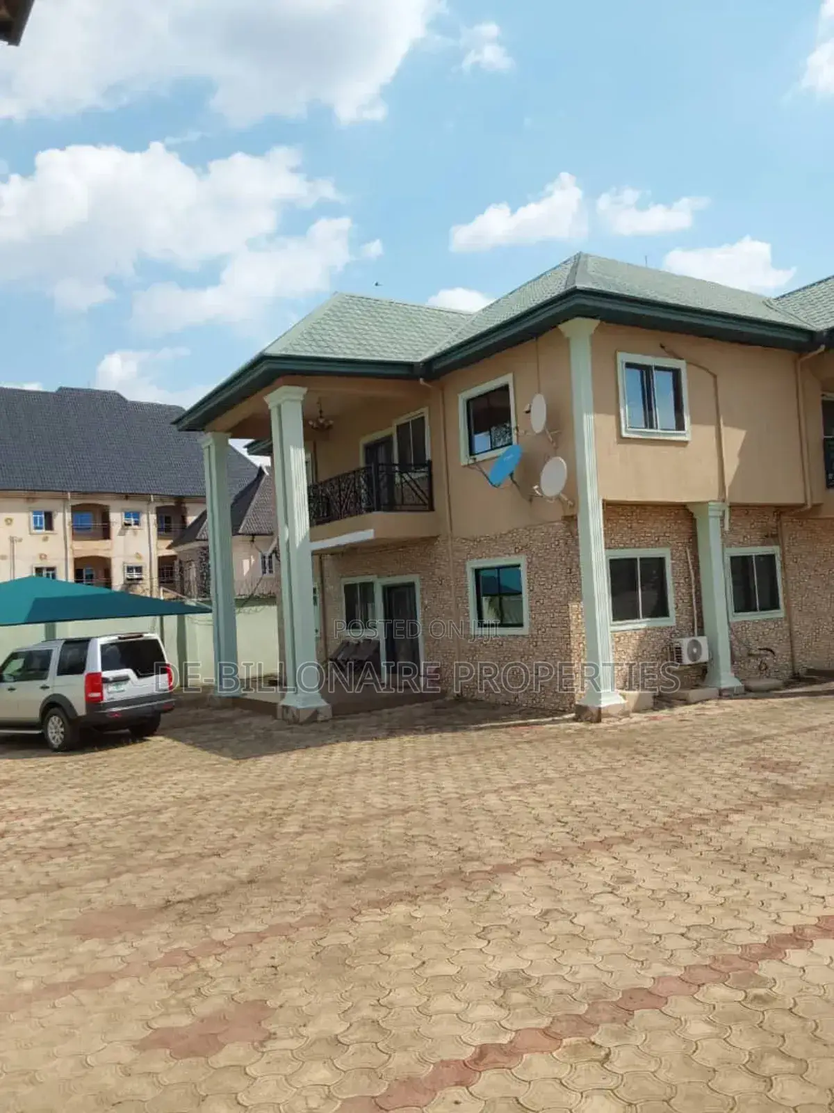 6bdrm Duplex in Spibat, Owerri for sale