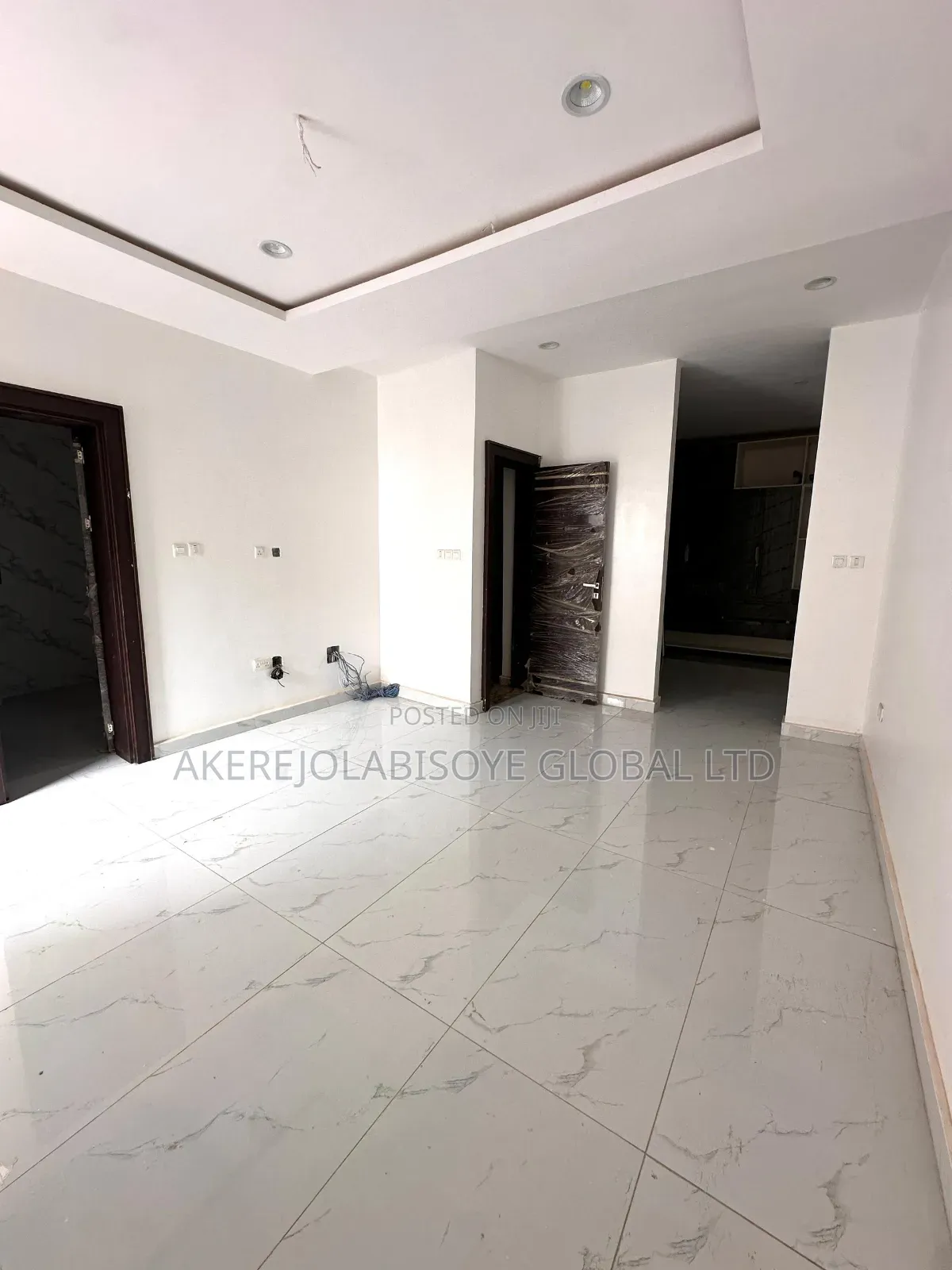 4bdrm Duplex in Jahi for sale