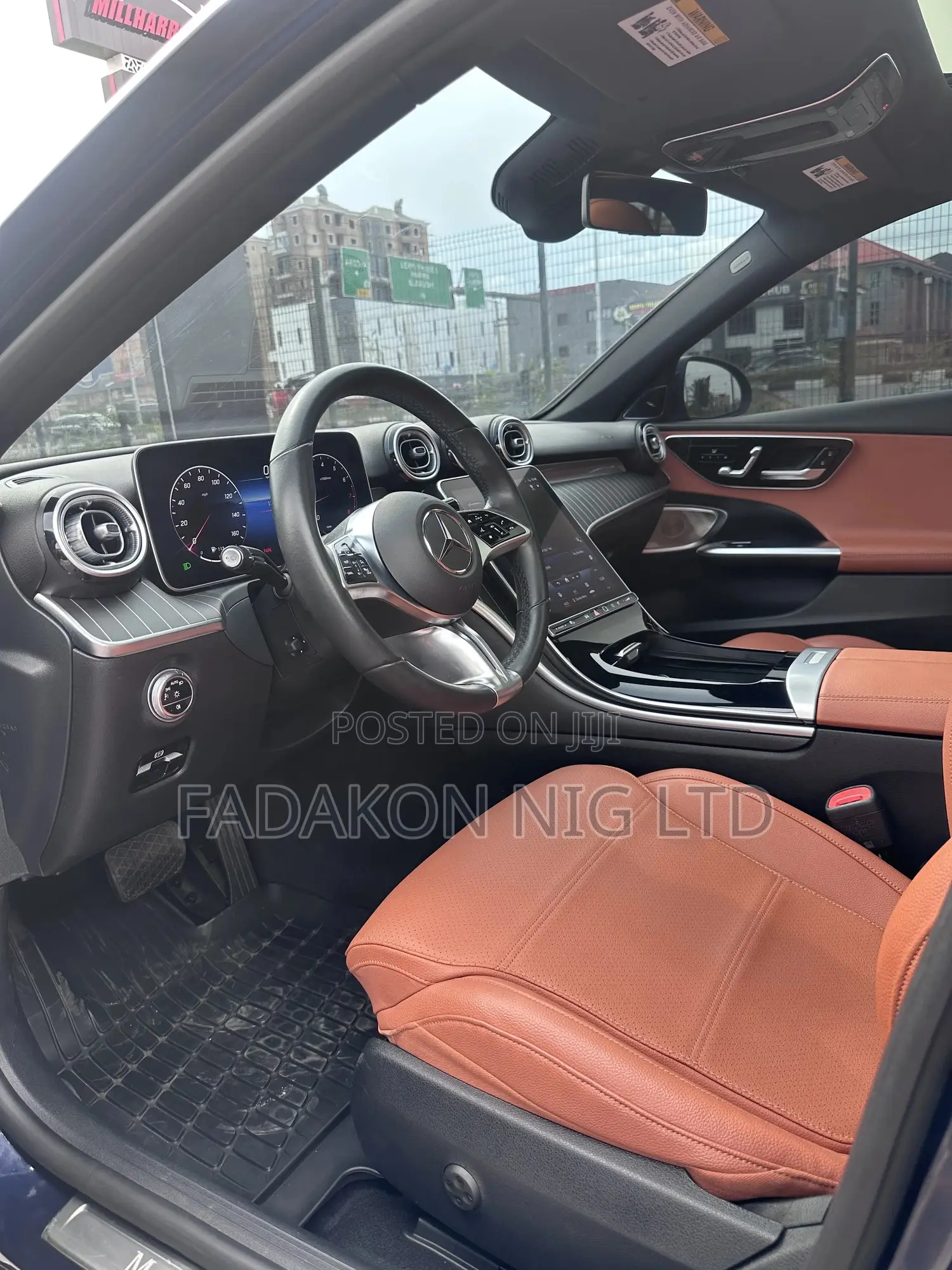 Mercedes-Benz C300 2023 Blue