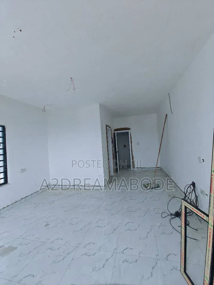 5bdrm Duplex in Opic, Isheri North for rent