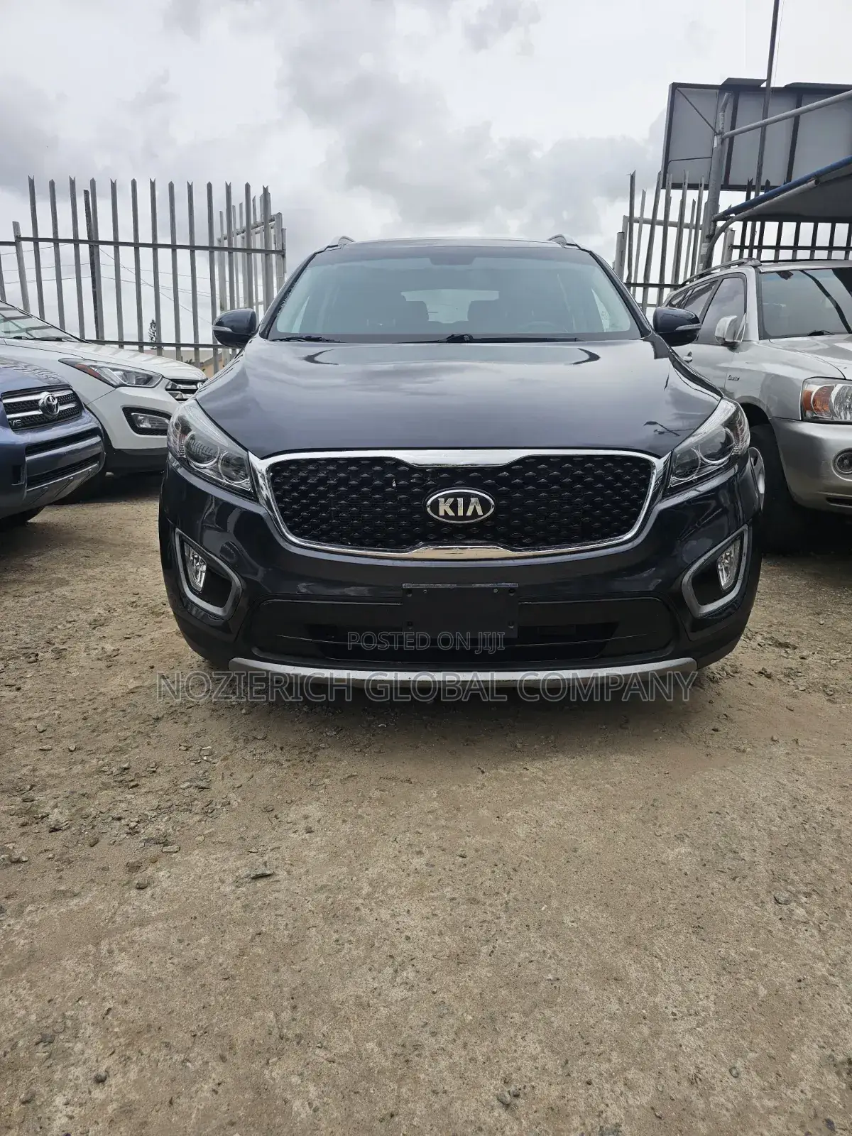 Kia Sorento 4dr SUV 2016 Gray