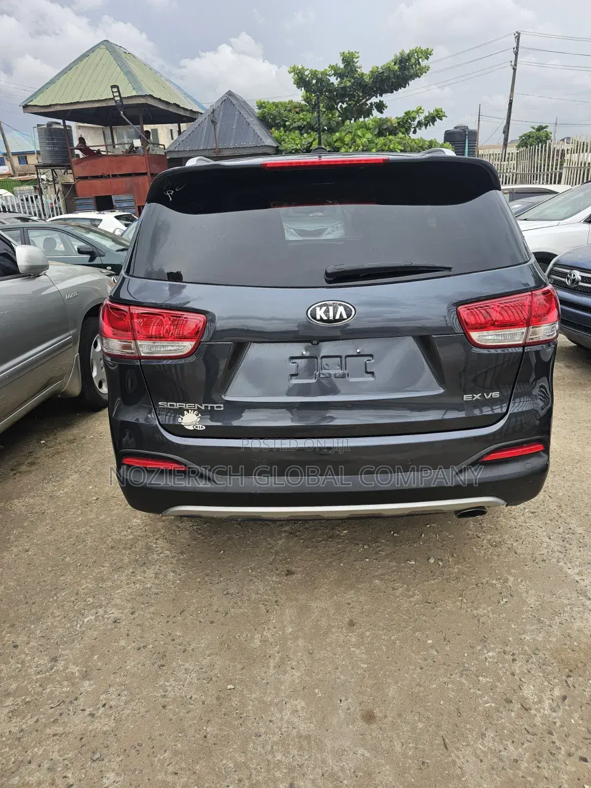 Kia Sorento 4dr SUV 2016 Gray