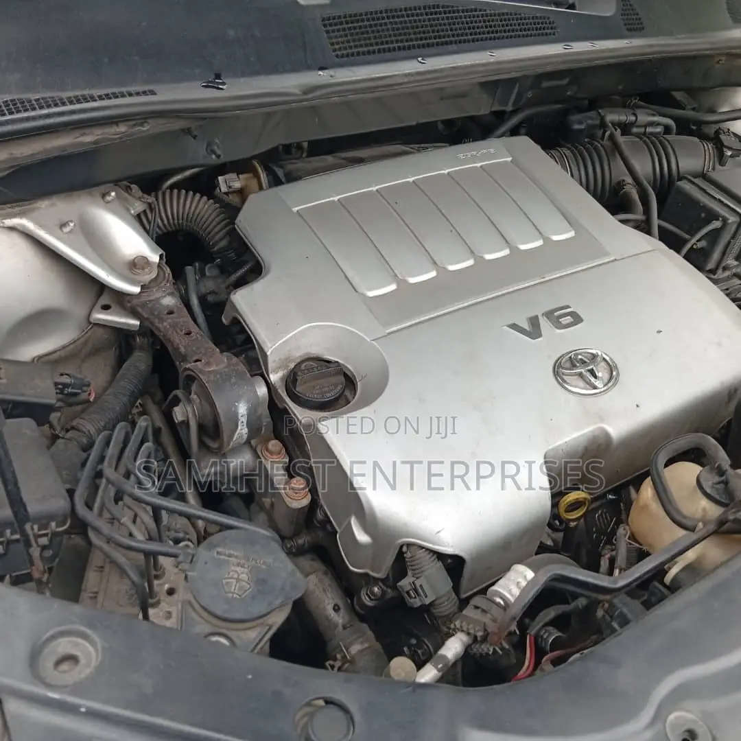 Toyota Highlander Limited 2010 Silver