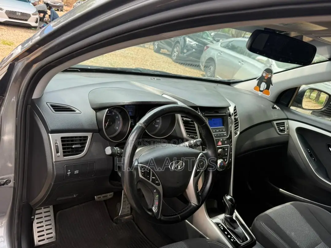 Hyundai Elantra 2016 Gray