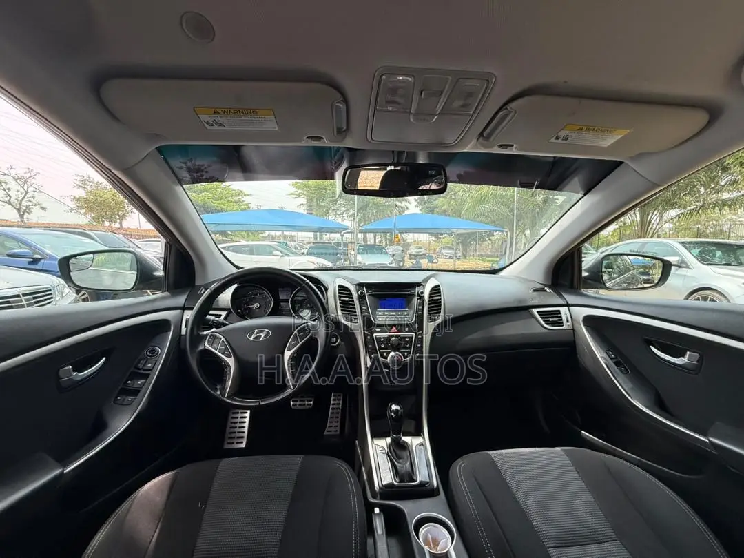 Hyundai Elantra 2016 Gray