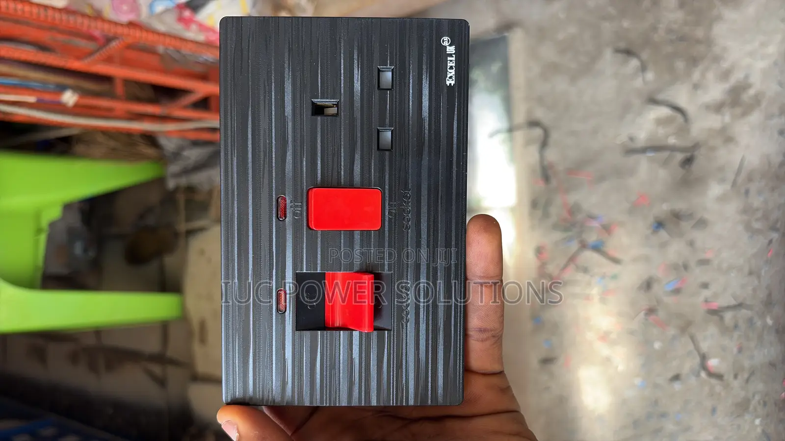 3 by 6 Cooker Black Color