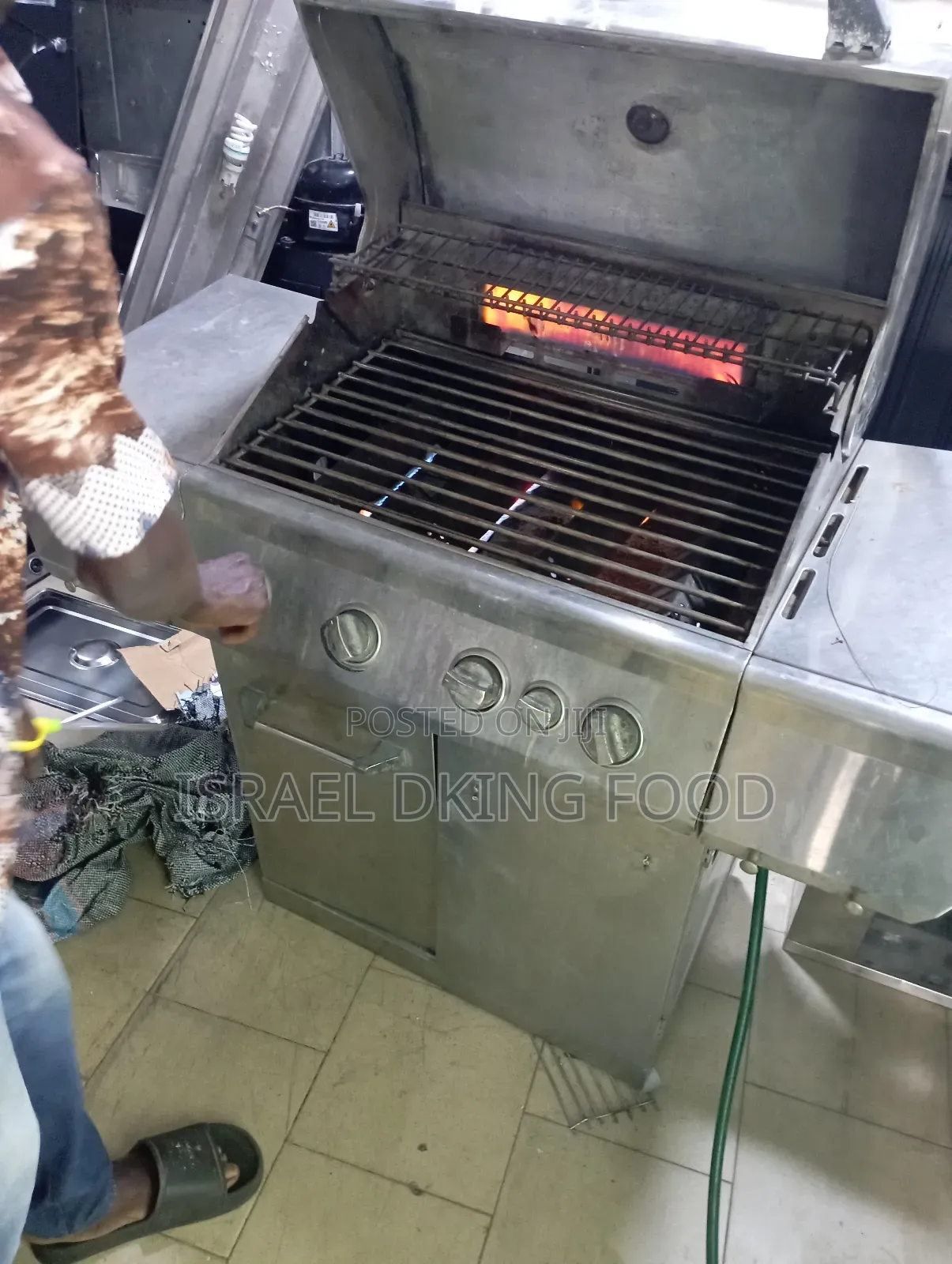 Industrial Stainless 4burner Gas Barbecue With Cabinet