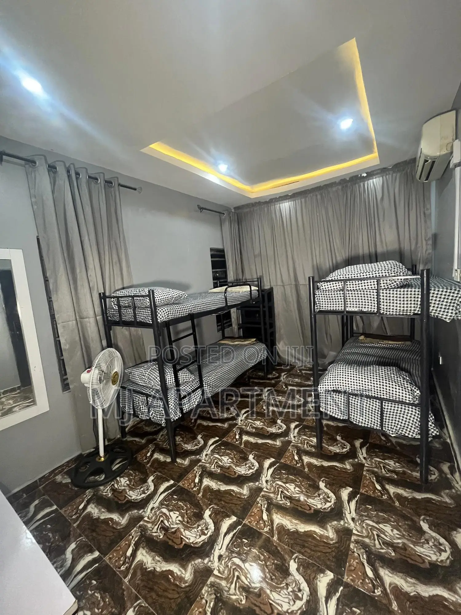 Girl House Apartment