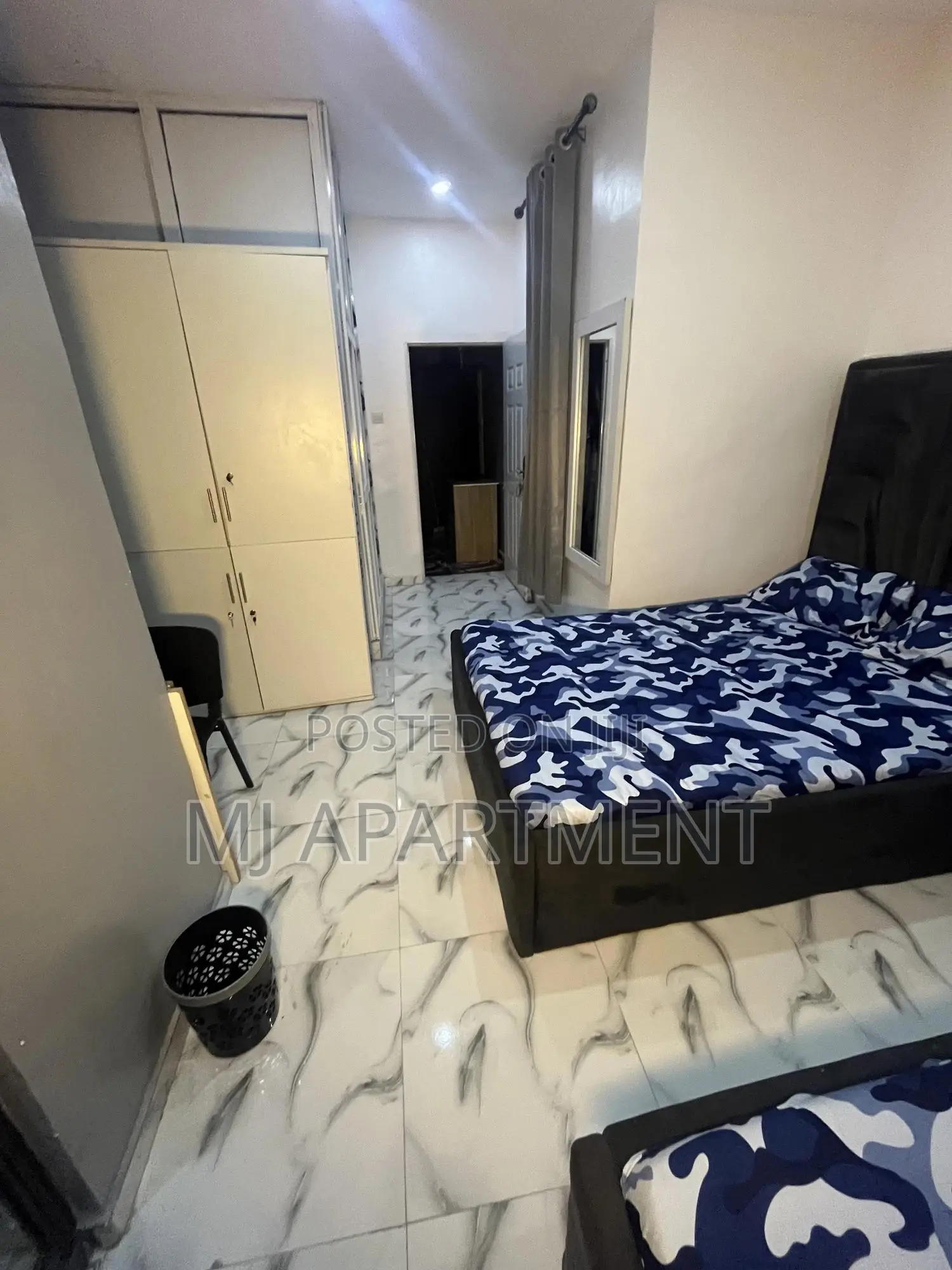 Girl House Apartment