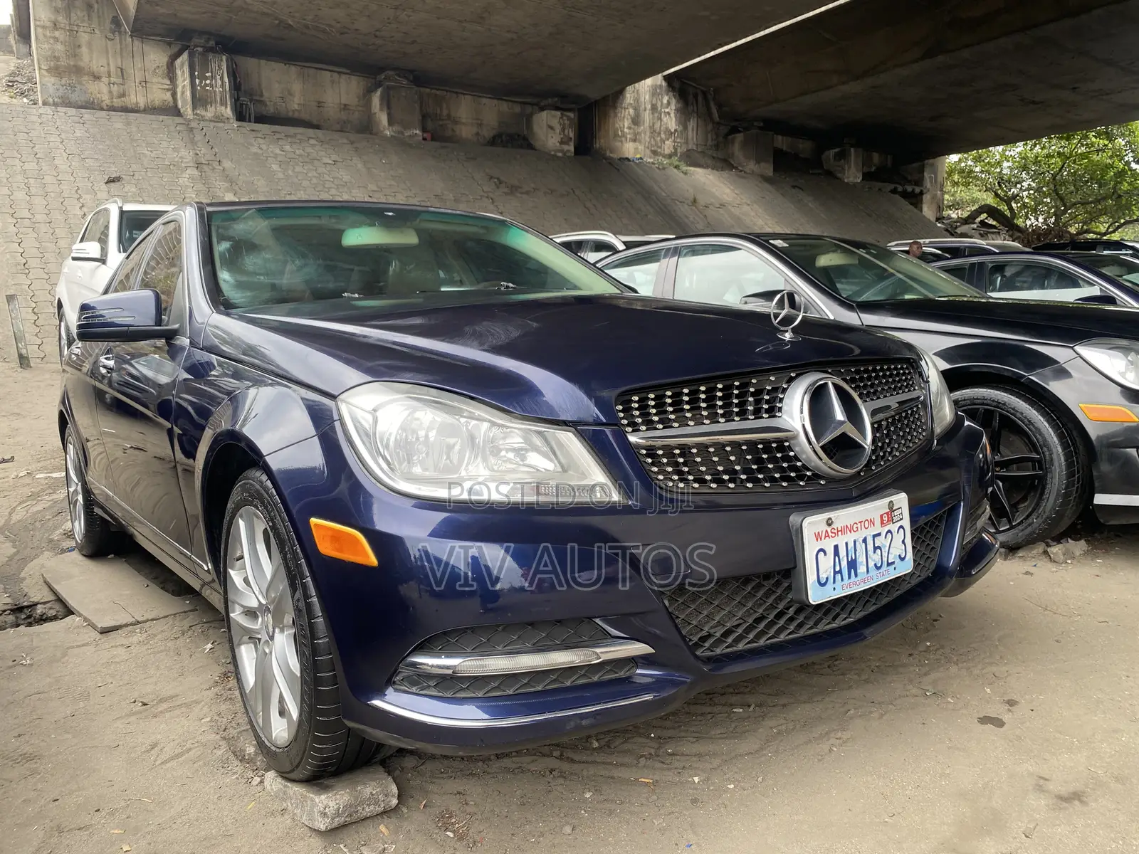 Mercedes-Benz C300 2013 Blue