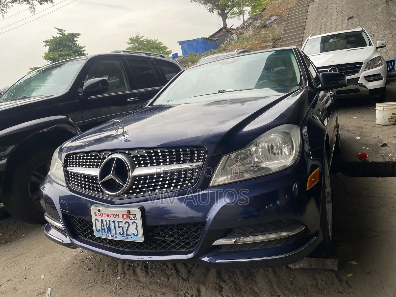 Mercedes-Benz C300 2013 Blue