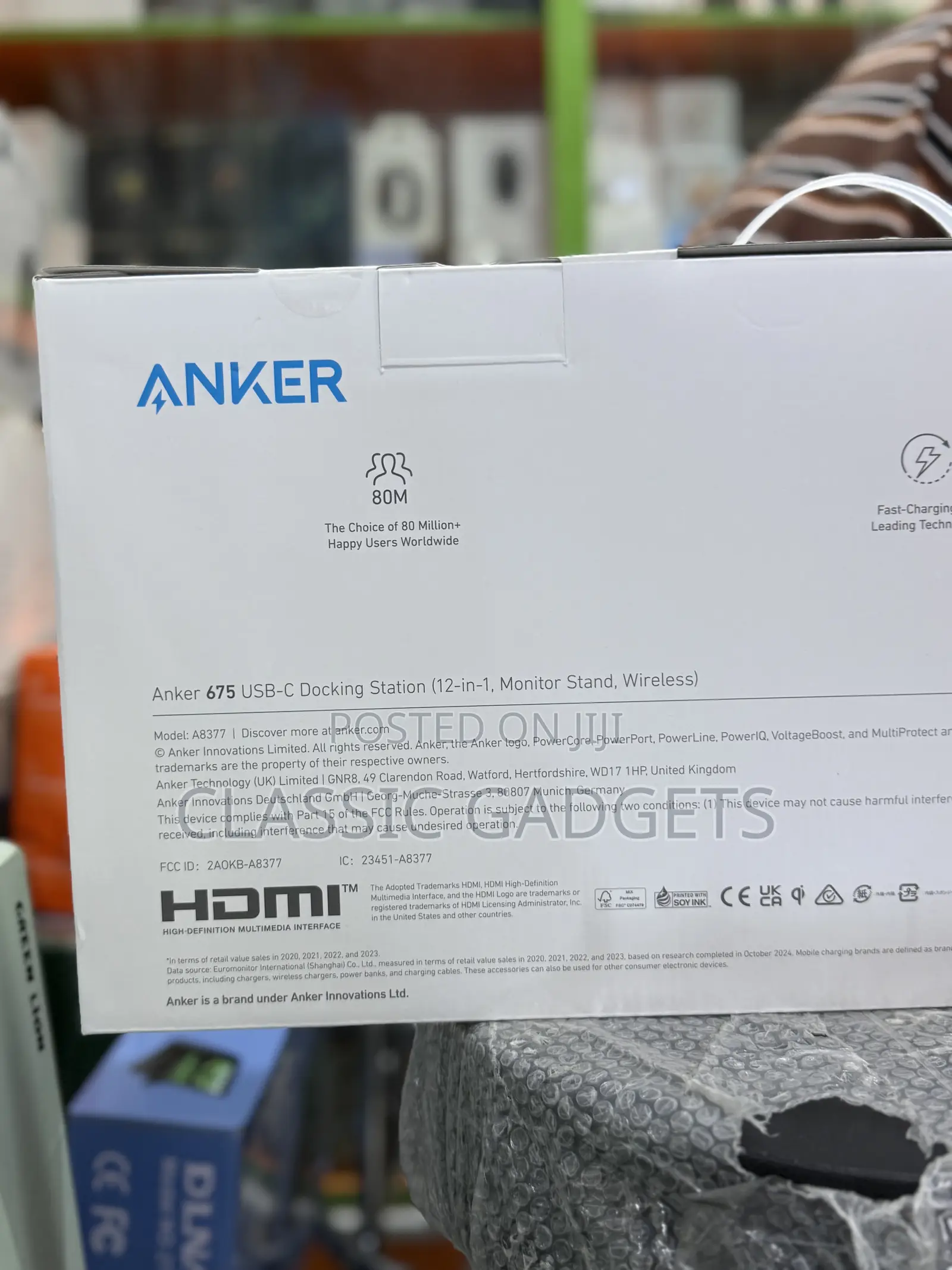Anker 675 Usb-c 12 In 1 Docking Station With Monitor Stand/Wireless