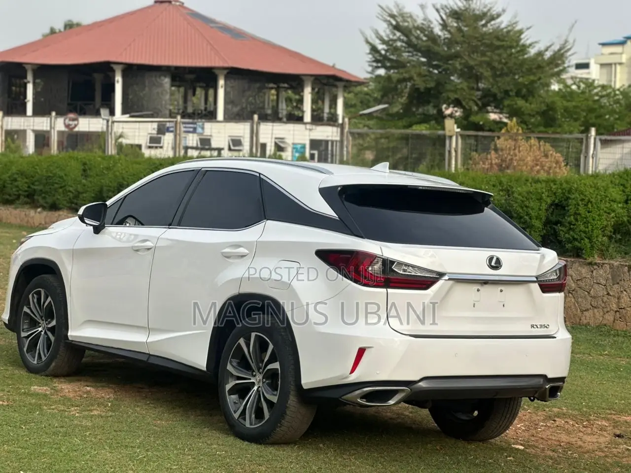 Lexus RX 350 AWD 2017 White