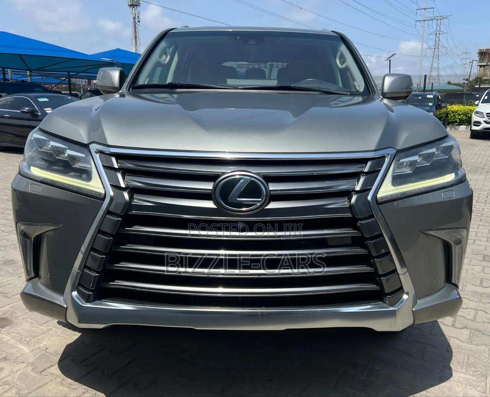 Lexus LX 570 (5 seats) AWD 2017 Gray