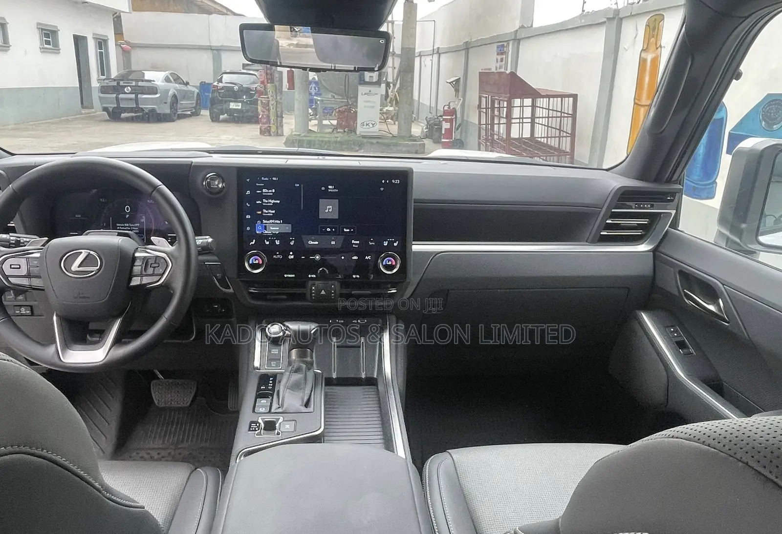 Lexus GX 2025 White