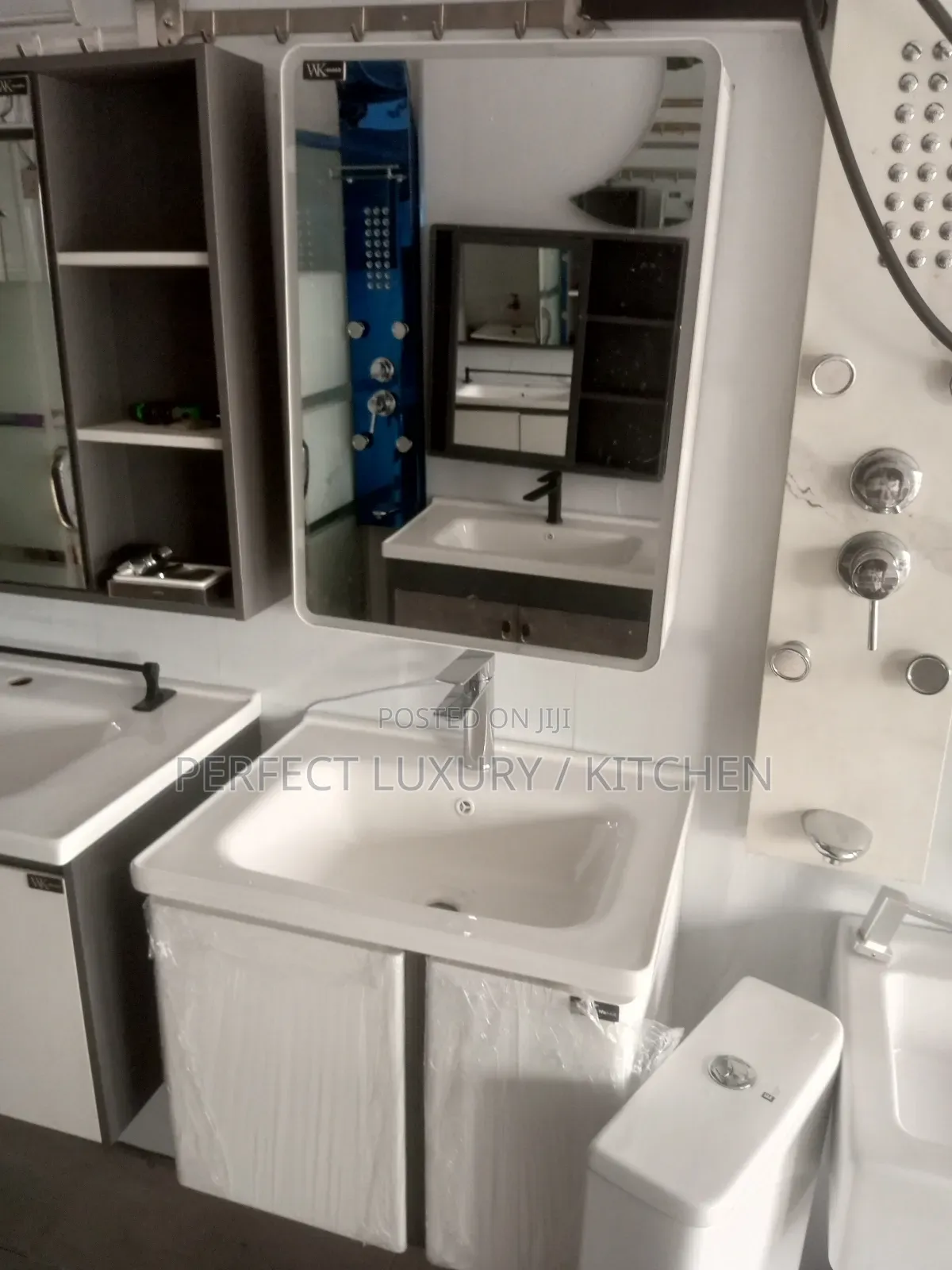 White 60x60cm Kitchen Cabinet With Shelves Led Light Mirror