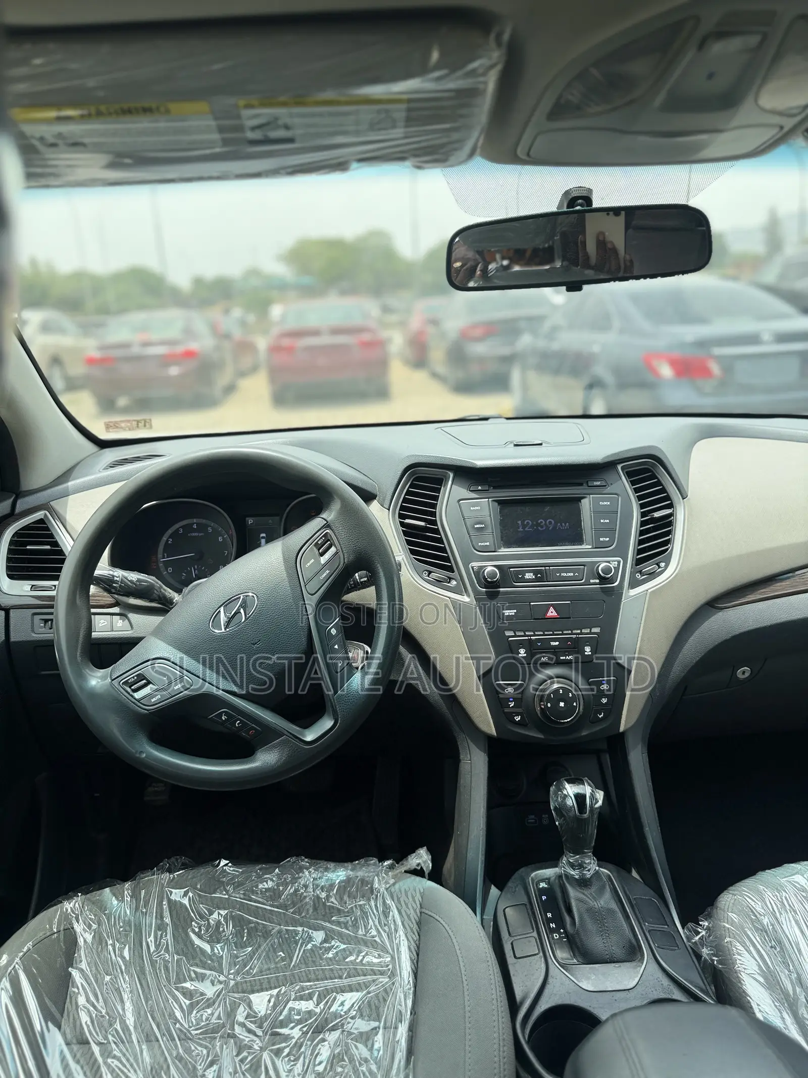 Hyundai Santa Fe 2017 White