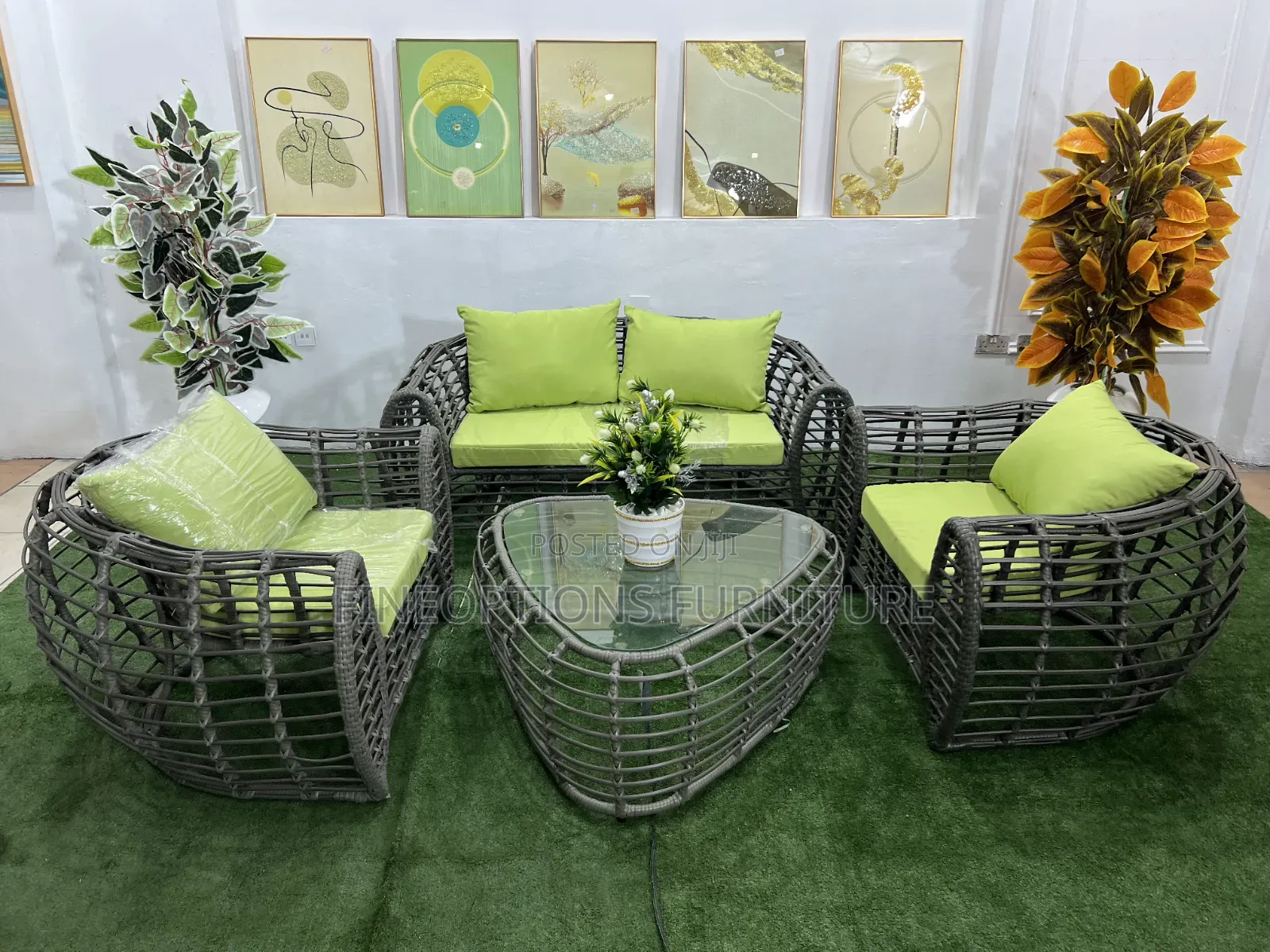 The Alpine Lattice Lounge