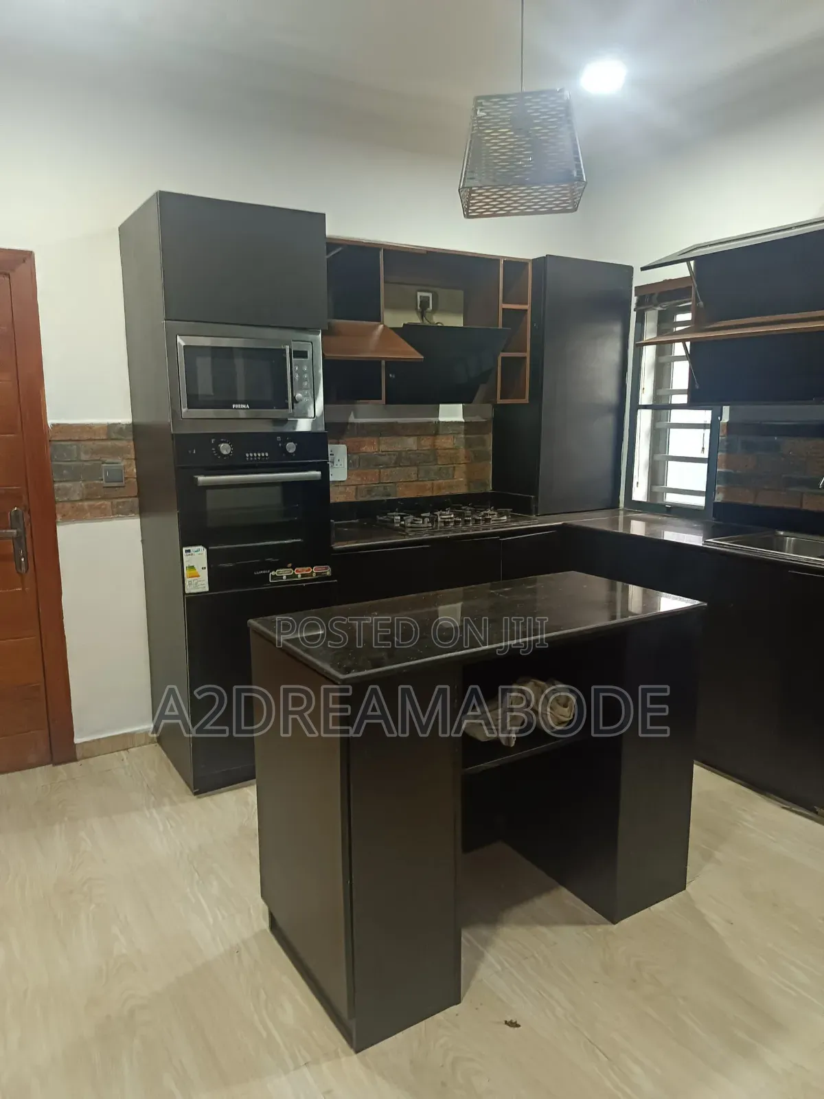 5bdrm Duplex in Magodo Phase 2 Gra for rent