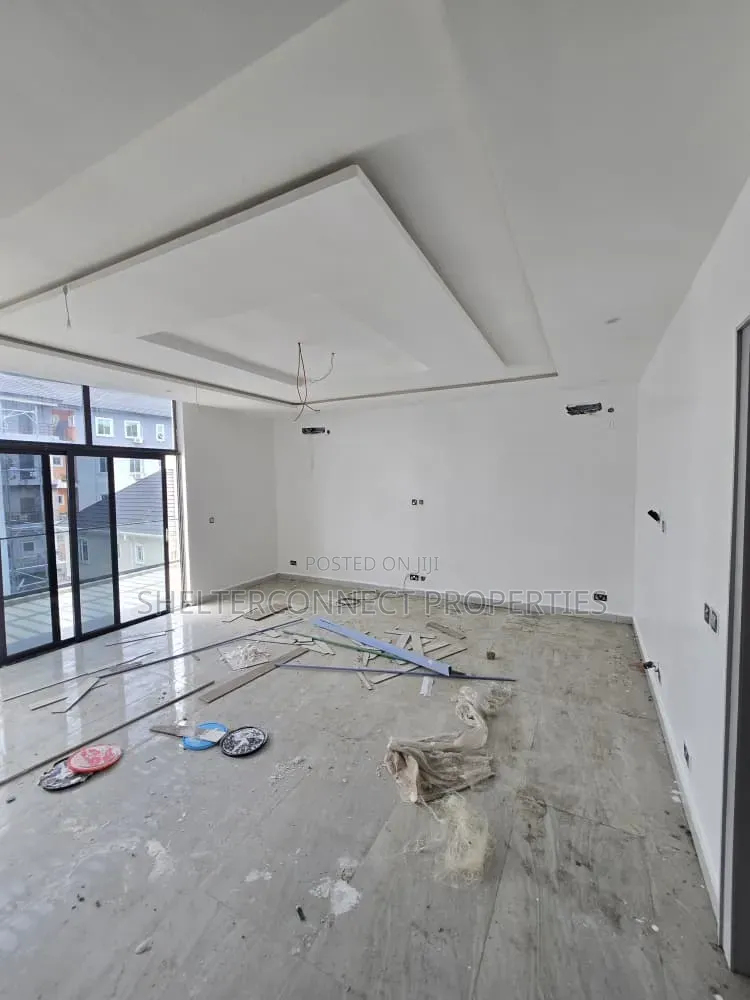 2bdrm Penthouse in Ikate for sale