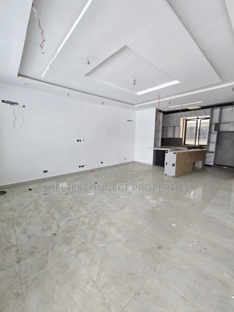 4bdrm Maisonette in Ikate for sale