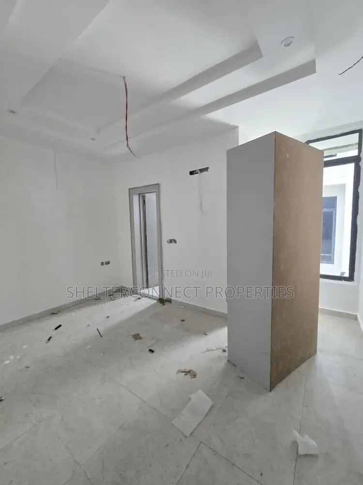 4bdrm Maisonette in Ikate for sale