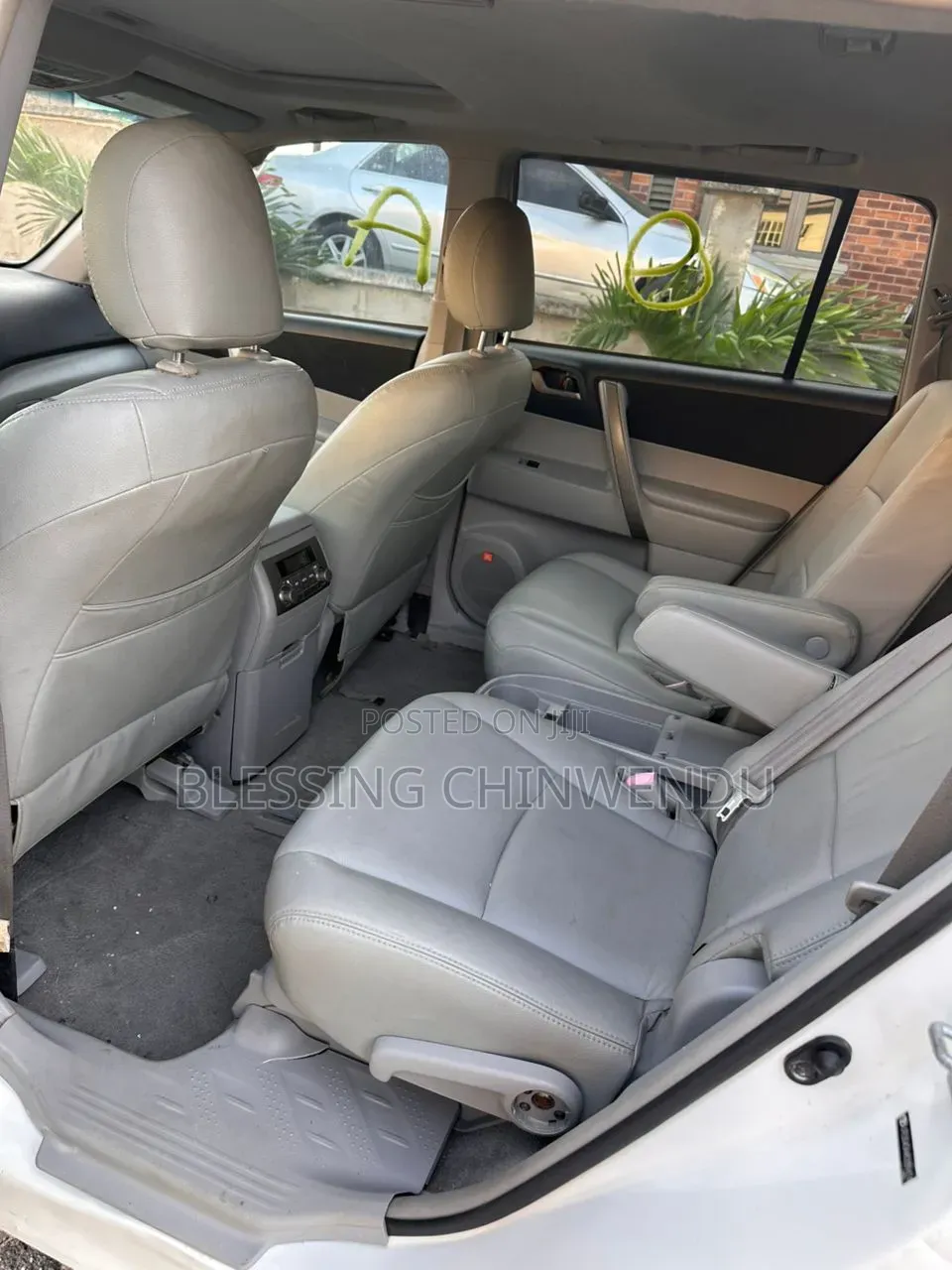 Toyota Highlander Sport 2010 White