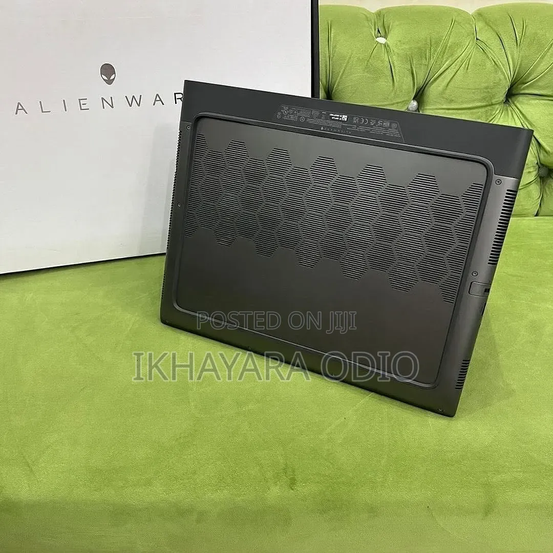 Laptop Alienware M16 R1 32GB Intel Core i9 SSD 1T