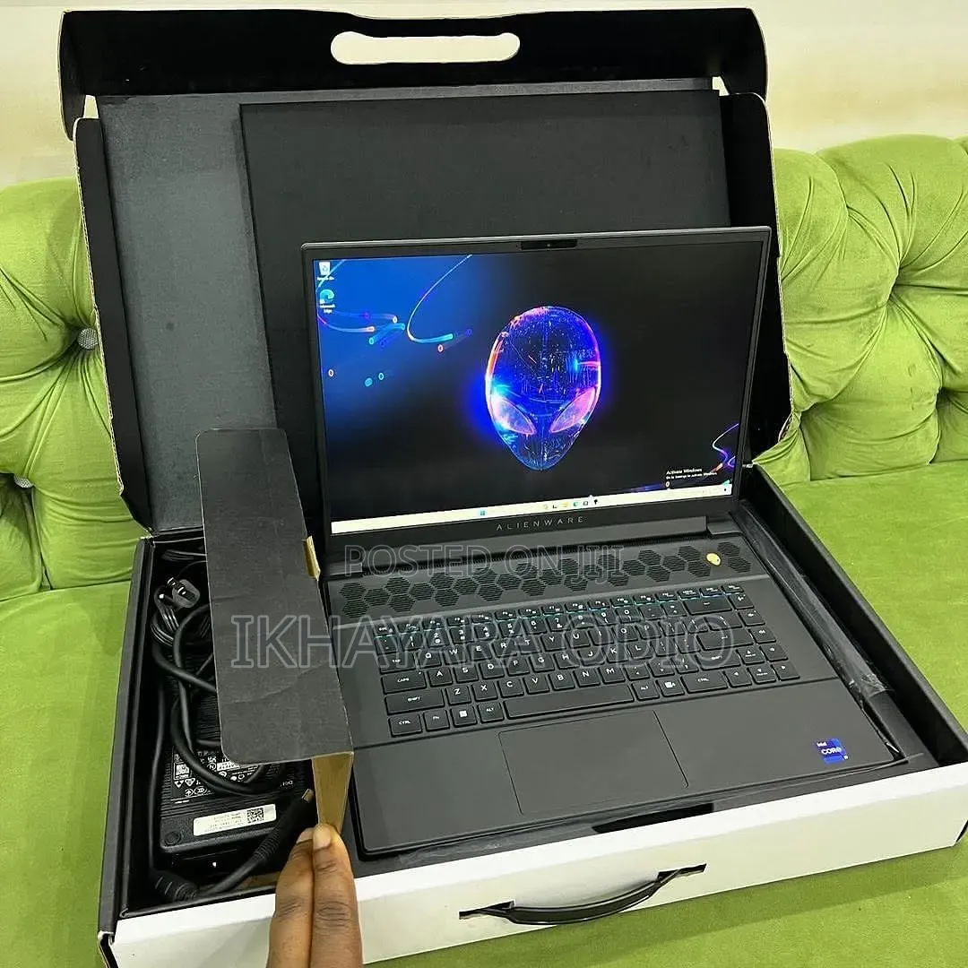 Laptop Alienware M16 R1 32GB Intel Core i9 SSD 1T
