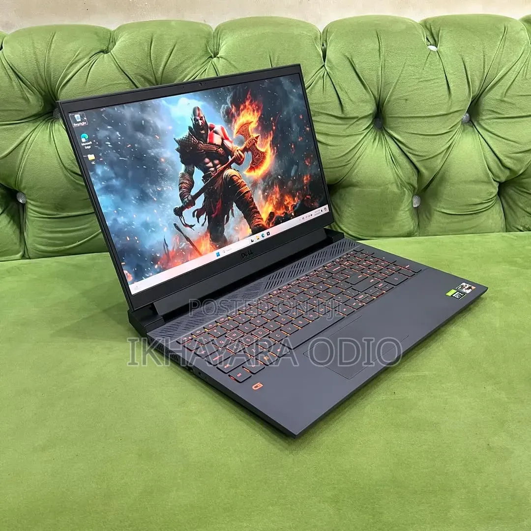 Laptop Dell G15 5535 16GB Intel Core i7 SSD 1T