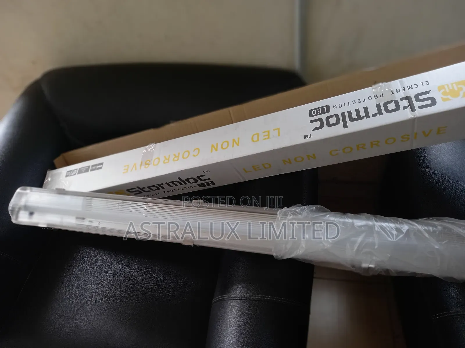 Ansell Stormloc Led Non Corrosive 4ft Single