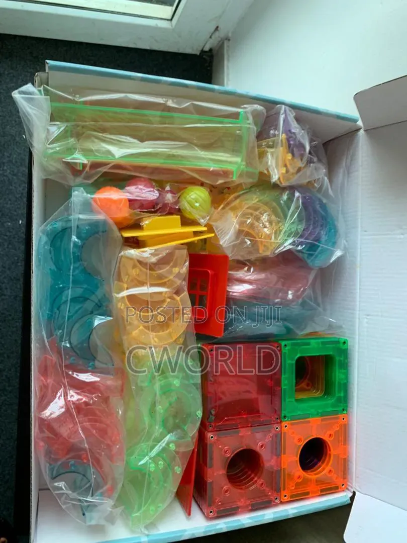 Magnetic Construction Toy (Artmag)