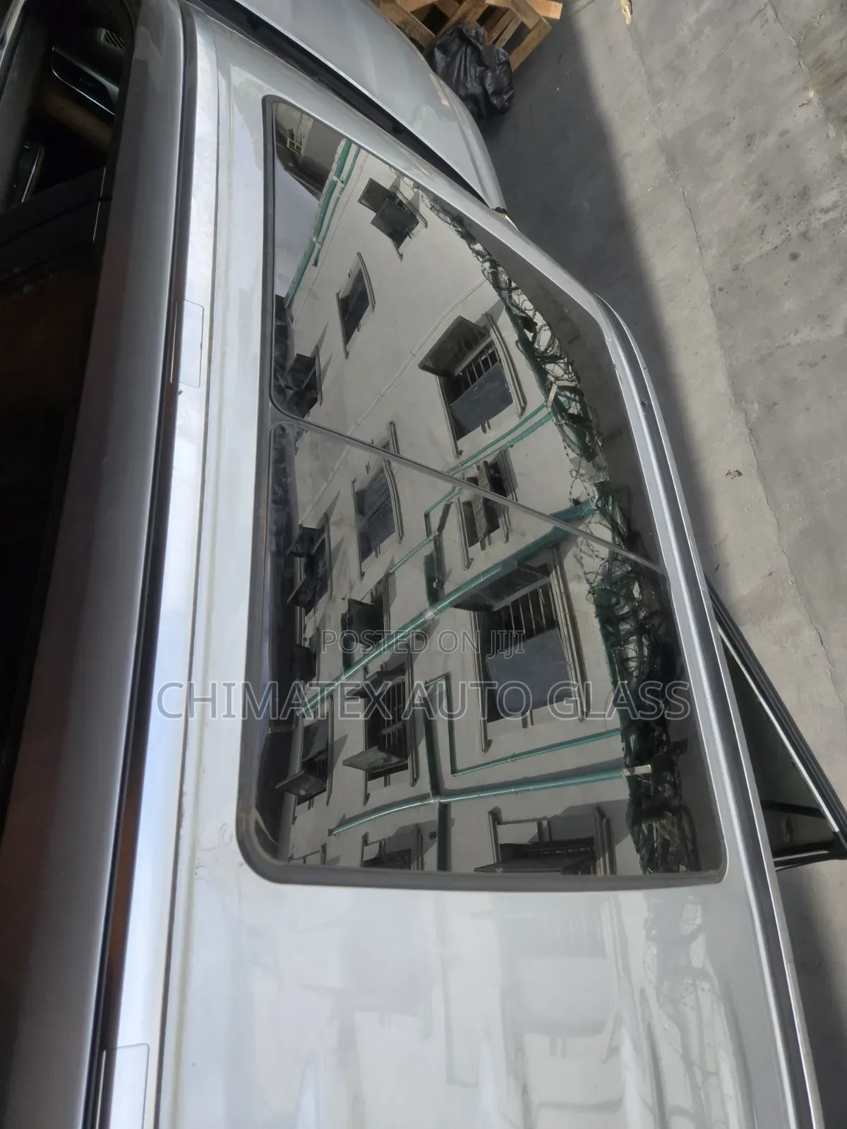 Toyota Highlander 2020 Roof Glass Services Available at Chimatex