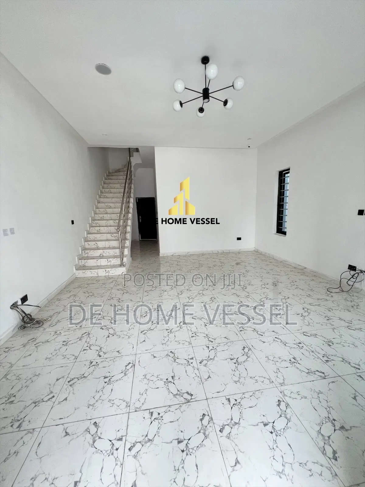 3bdrm Townhouse/Terrace in Lekki for Sale