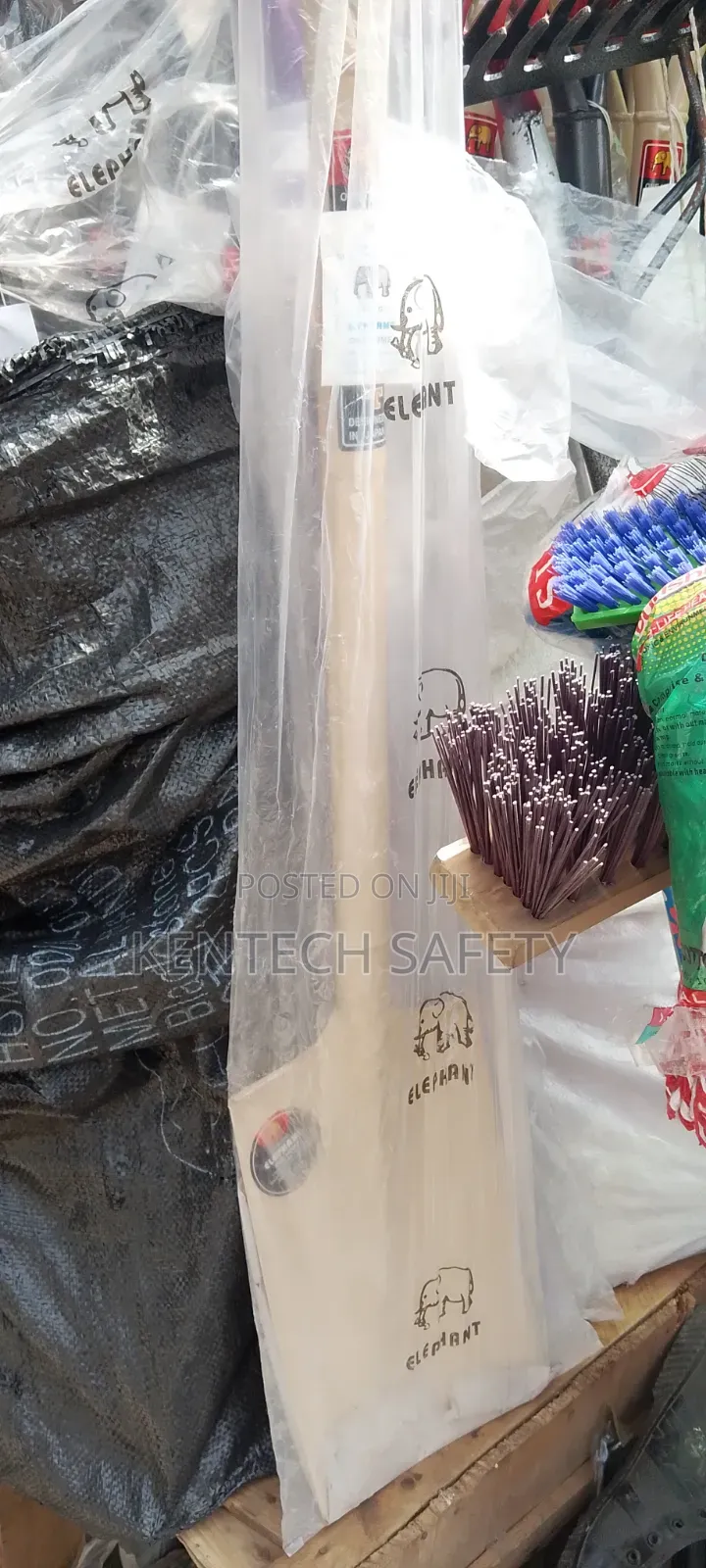 Shovel Big and Small Price Per Bag 12pcs in a Bag