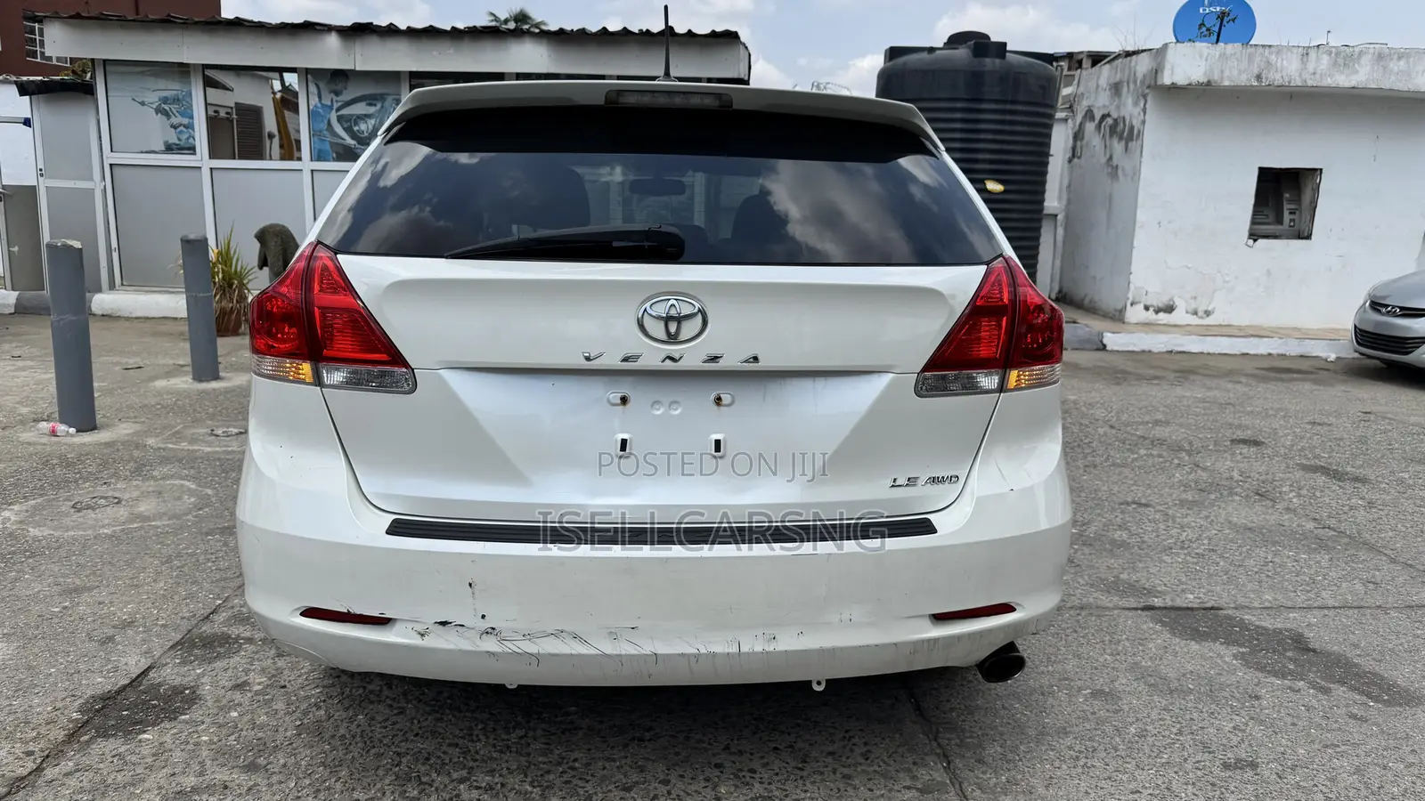 Toyota Venza LE 2012 White