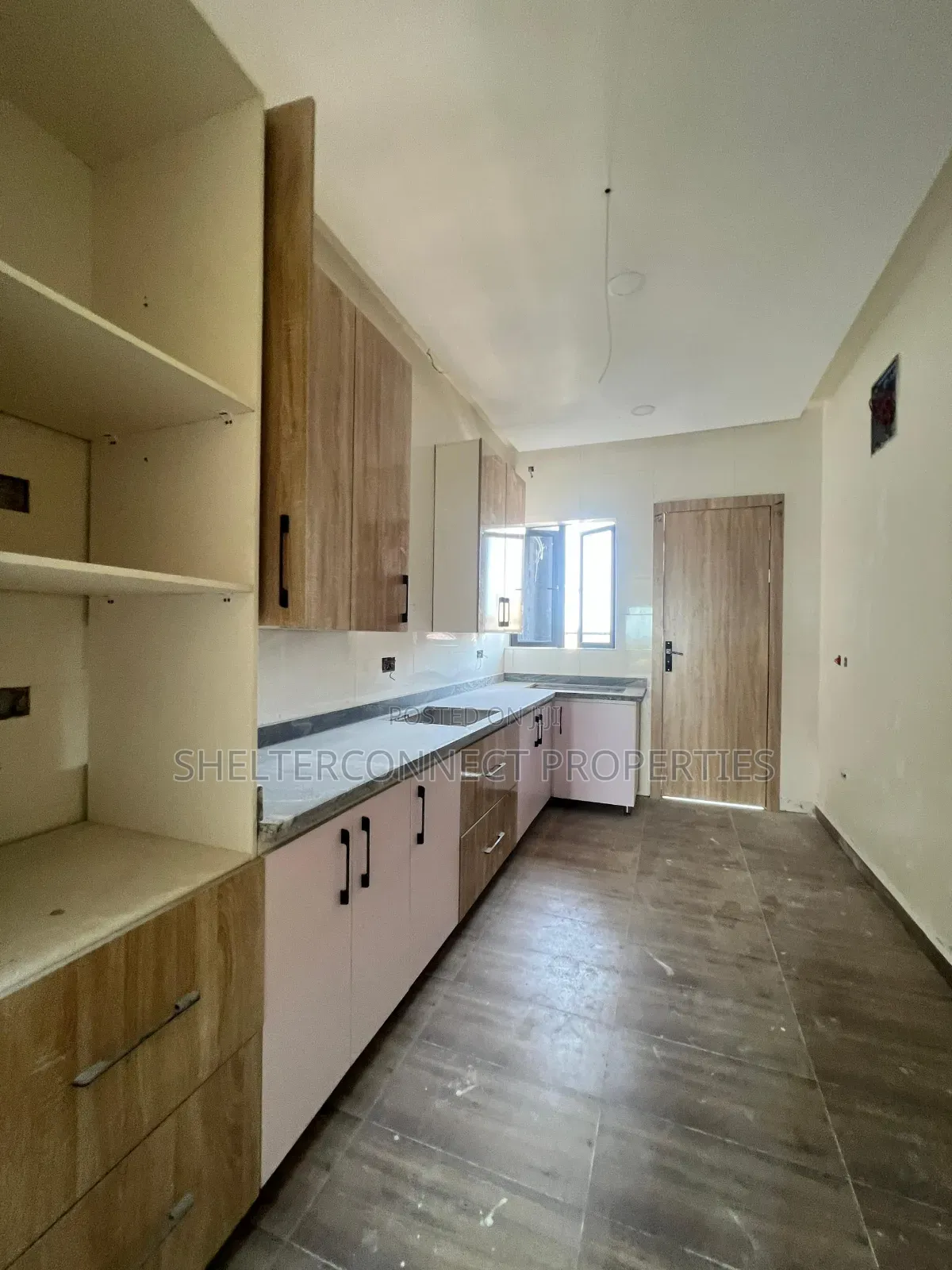 3bdrm Apartment in Victoria Island Extension for sale