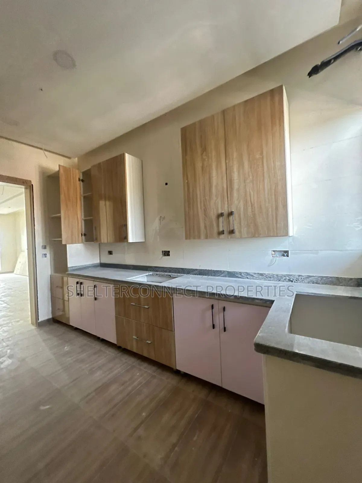 3bdrm Apartment in Victoria Island Extension for sale